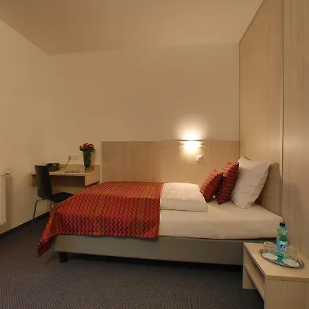 Отель Sleep Spielberg Bei Knittelfeld